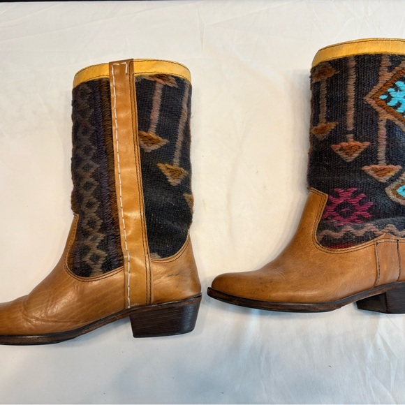 Turkish Rug Boots - Picture 4 of 6